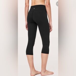 37 Lululemon Mid Rise Cropped Legging